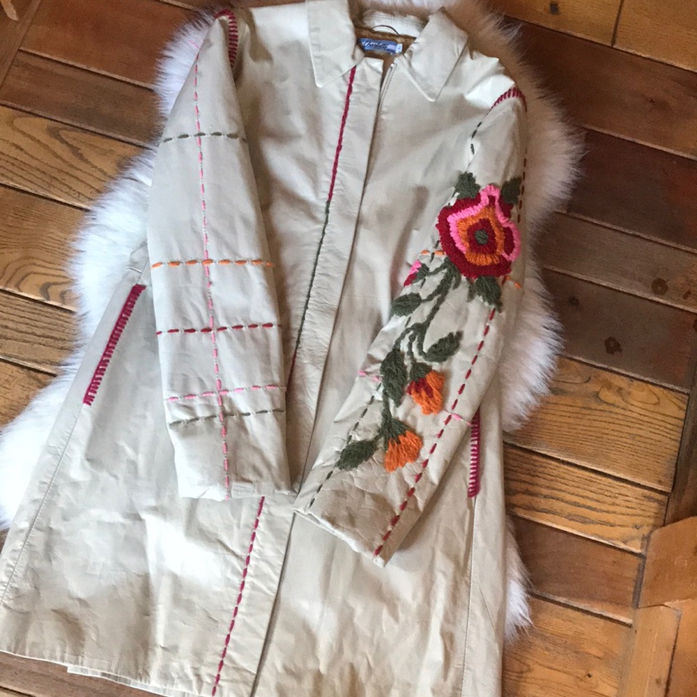 Real Leather jacket longline  w/ hand-knit embroidery🧥💕